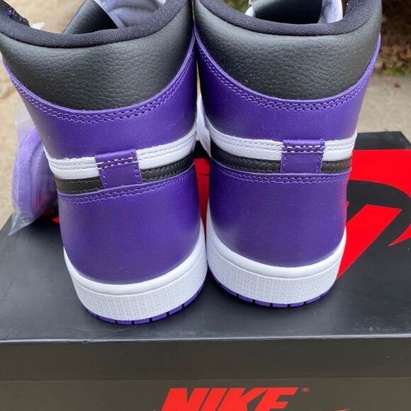 Air Jordan 1 Retro High OG Court Purple Size 8.5 Mens. 555088-500 - Picture 4 of 7